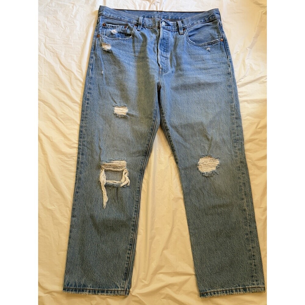 Levi's 501 Jeans Men's 32x26 (Actual 35x26) Blue Light Wash Destroyed See Notes